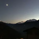 - Lain Lenzerheide